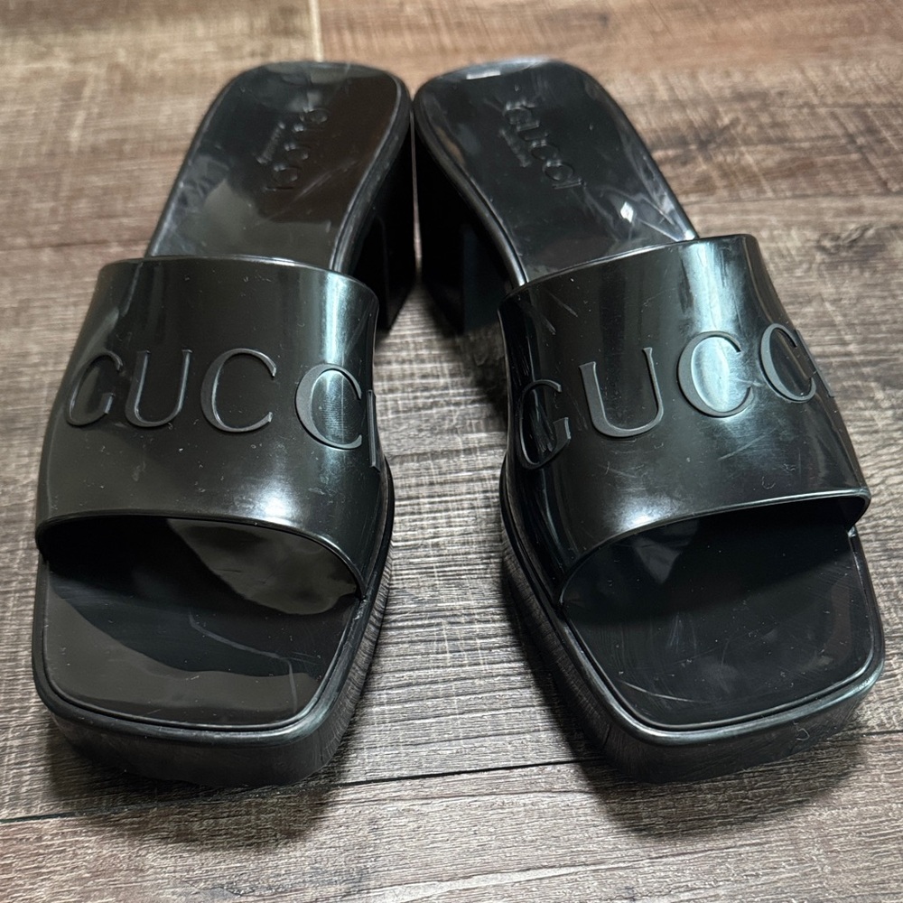 Gucci Glossy Black Women's Sandals - Picture 2 of 11